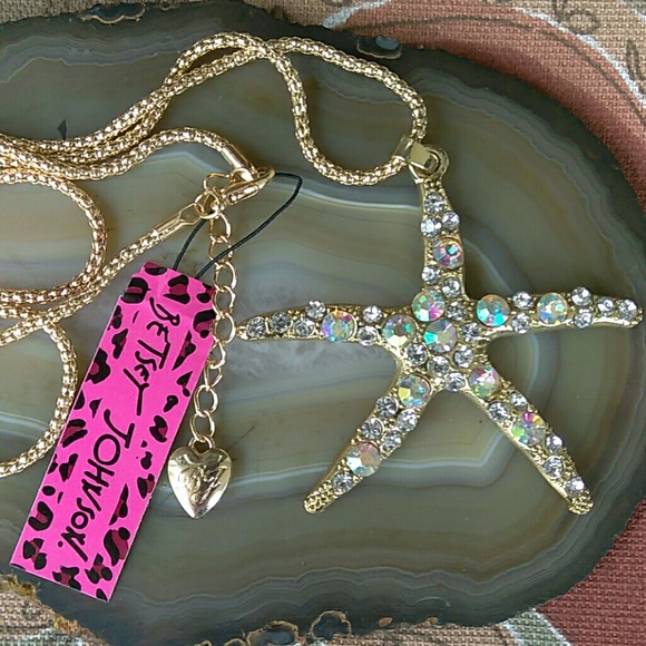 Betsey Johnson Jewelry - 🆕 Betsey Johnson Starfish Pendant Necklace